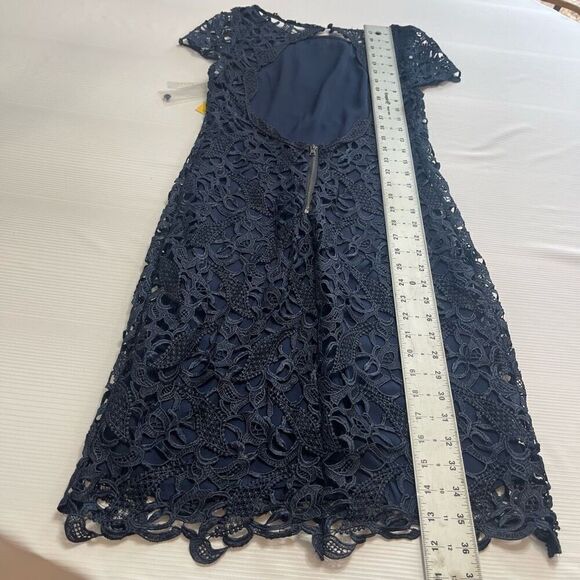 Alice + Olivia Clover Lace Back Cutout Dress 8 Navy Blue Mini Cocktail Party NEW - Picture 11 of 11
